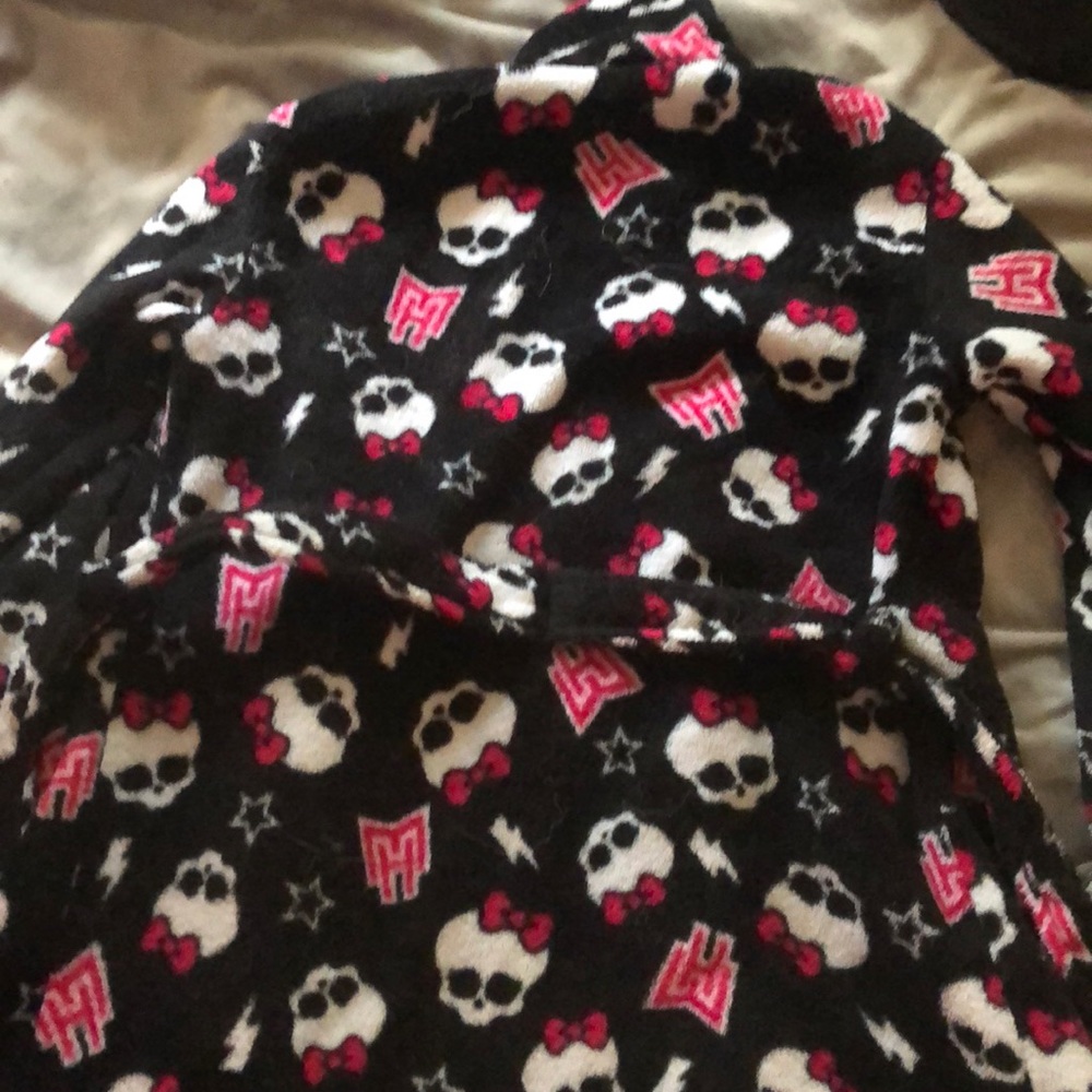 Monster High Polyester Robe - Picture 2 of 2